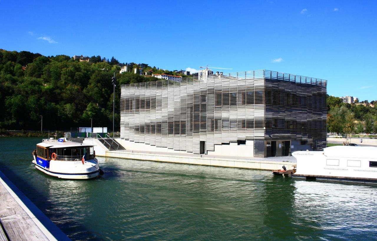 Апартаменты Lyon Confluence - Duplex Au Calme Avec Parking Prive En Option Экстерьер фото